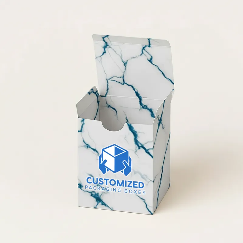 A corrugated cardboard candle box with a white product label, showcasing a minimalist and eco-friendly design.
